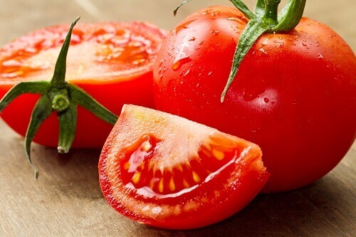 Як знизити високий кров'яний тиск за допомогою помідорів