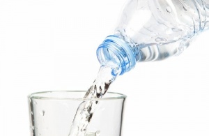 Скільки води треба пити щодня?