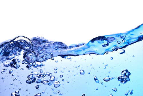 тепла вода та ячмінь на оці