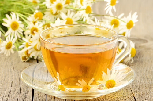чай з ромашки - природне лікування геморою