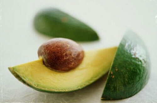 9 причин, чому слід їсти кісточки авокадо