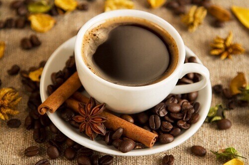Переваги споживання кави за сніданком