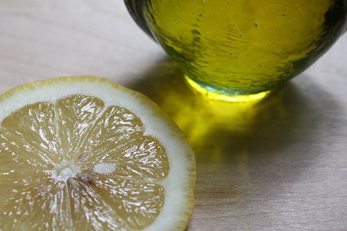 оливкова олія з лимоном