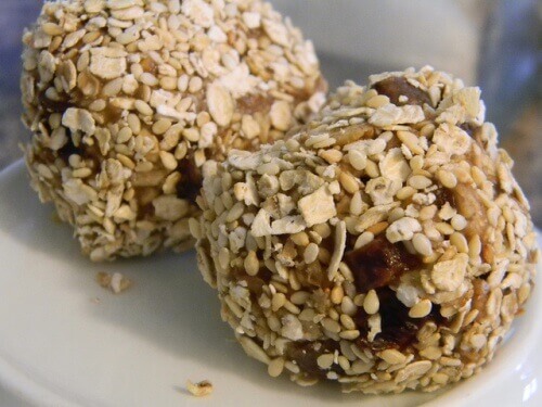 використання мелених вівсяних пластівців для панірування страв