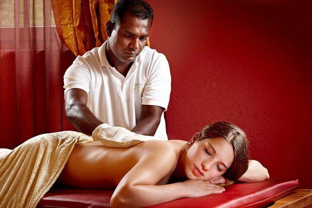 масаж допоможе зменшити талію