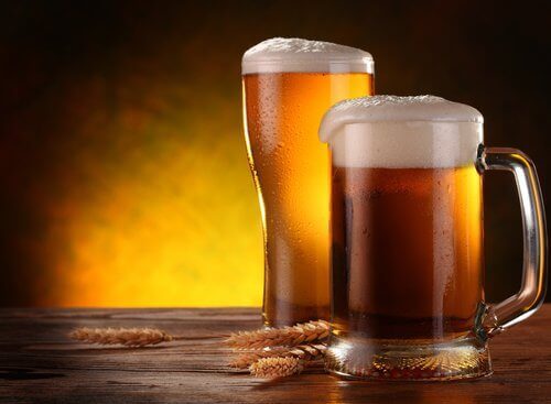 пиво - це напій зроблений з ячменю, солоду та хмелю