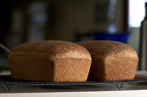 цільнозерновий хліб