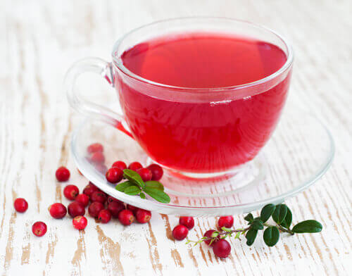 Чай з журавлини проти інфекції сечових шляхів