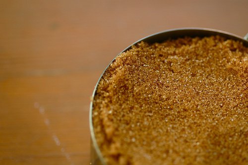 коричневий цукор