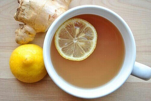 чай з лимоном та імбирем