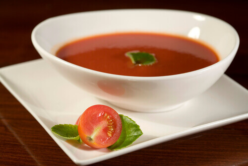 домашні страви- томатний соус