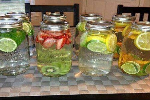 7 лікувальних ароматизованих напоїв, які варто спробувати