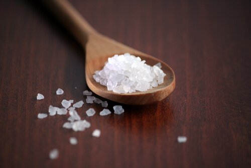 сіль руйнує нирки