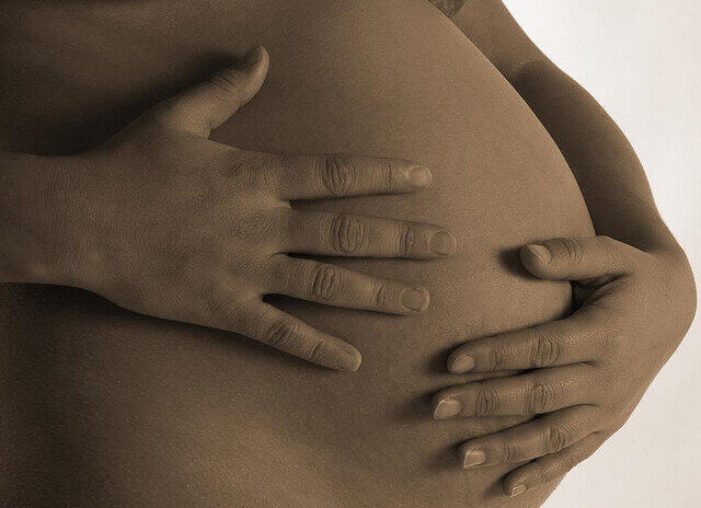 вагітність однин з факторів, що може спричинити геморой