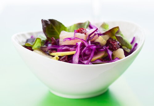 Відновлювальний салат з капусти для печінки та жовчного міхура