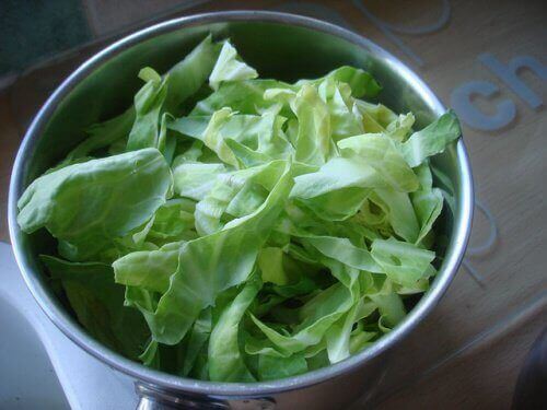 домашній засіб від печії з капустою