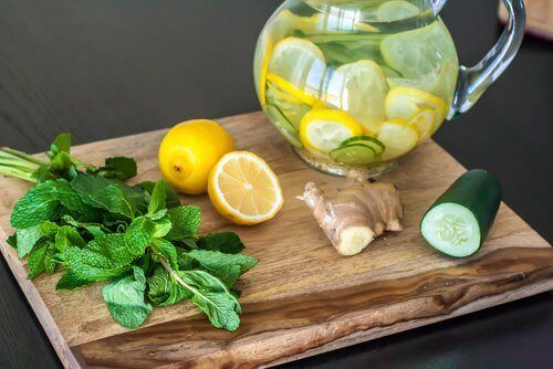 Детокс-дієта з огірком, імбиром та лимоном