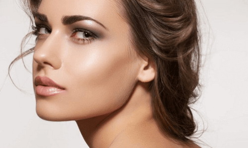 гарна жінка