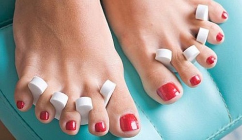 червоний педикюр