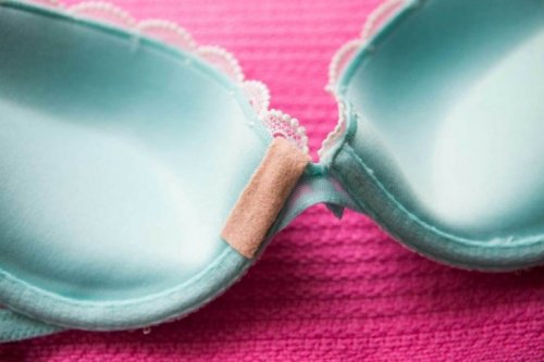 Чому корисно не носити бюстгальтер