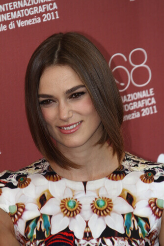 зачіска для квадратного обличчя