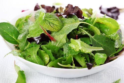 зелений овочевий салат