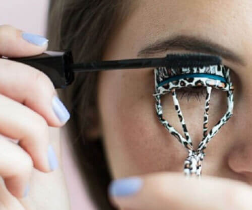 Як підкрутити вії