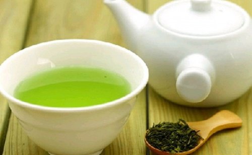 Зелений чай для росту вій