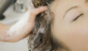 Ви все життя неправильно мили волосся