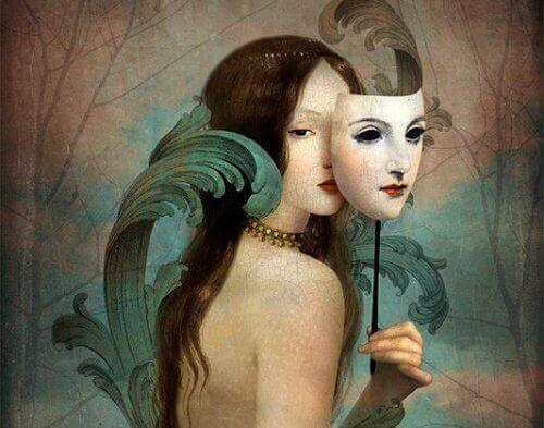 засуджувати інших