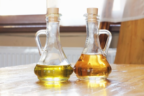 оцет та оливкова олія