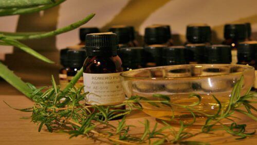 Як використовувати ефірні олії для м'язів і суглобів