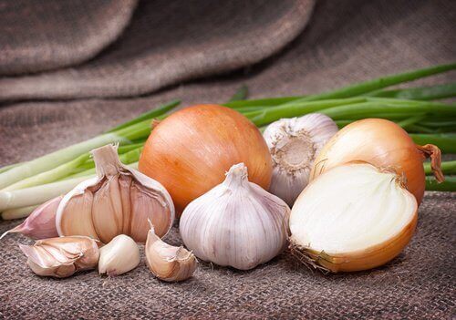 часник та цибуля це корисні продукти