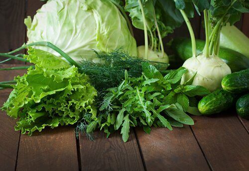 зелені листові овочі