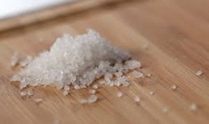 8 чудодійних властивостей морської солі