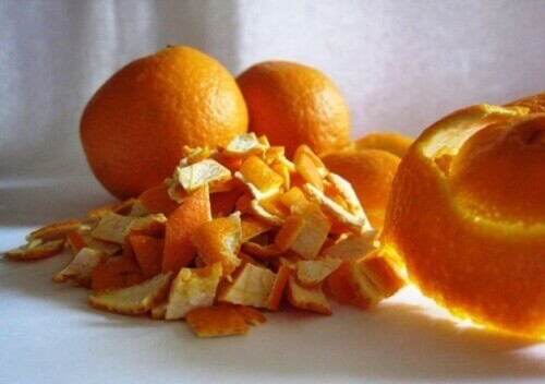 апельсин та апельсинова цедра