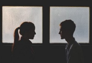 Поновити стосунки з колишнім партнером: варто чи ні?