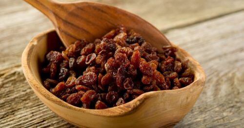 родзинки проти закрепів