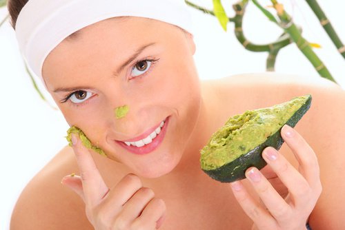 переваги авокадо для шкіри