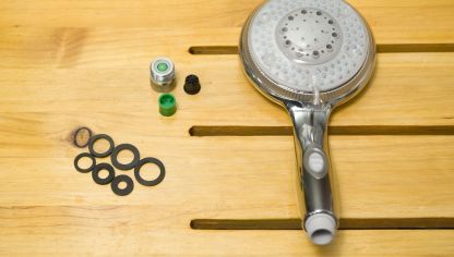 водяний тиск у душовій голівці