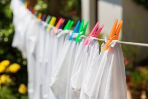 8 секретів відбілювання одягу