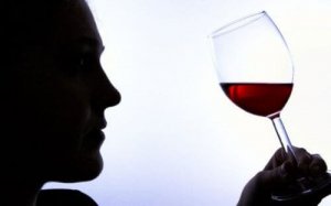 Поширені ознаки алкогольної залежності