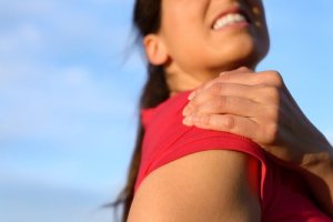 Тендиніт плечового суглоба та вправи для лікування
