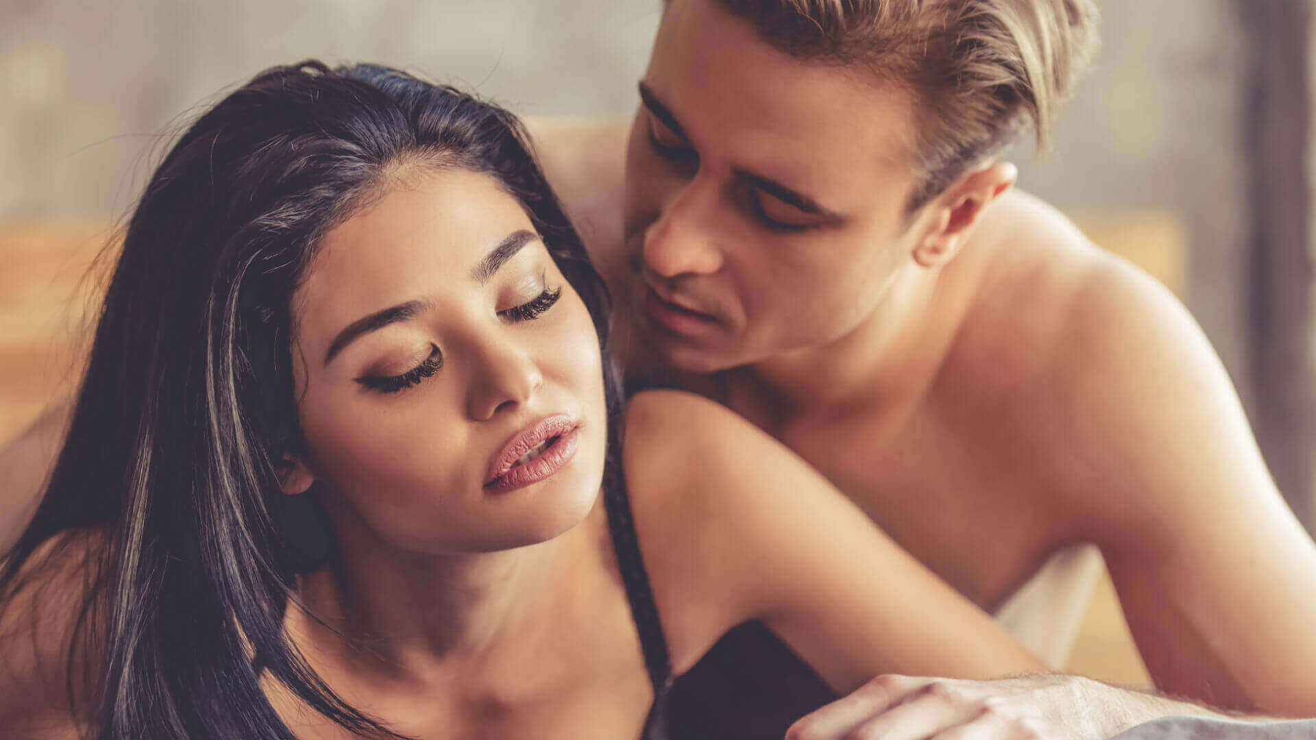 сексуальна поза для домінування чоловіка