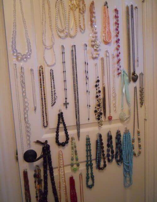 гачки в шафі