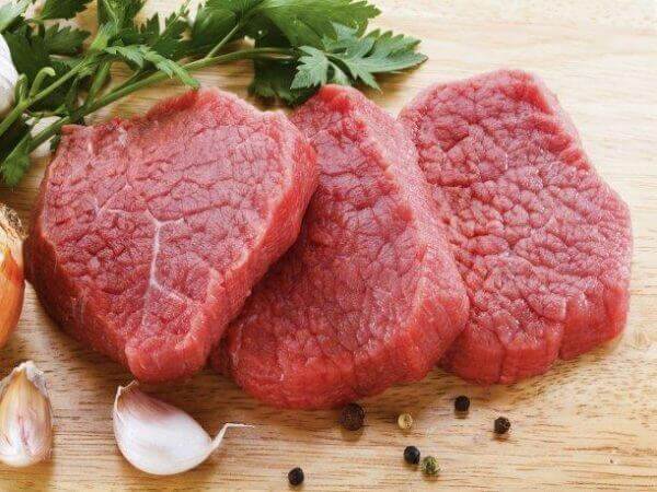 кетогенна дієта містить м'ясо