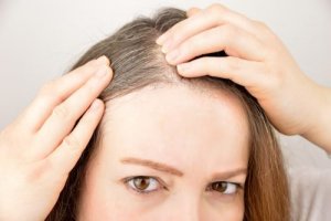 5 трав і спецій для покращення росту волосся