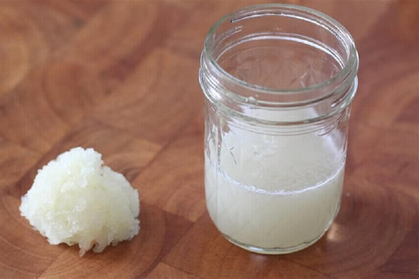 цибуля усуває темні плями на шиї