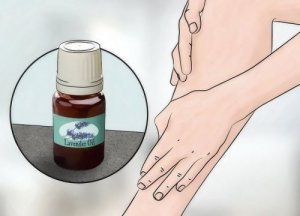 Ефірна олія лаванди для догляду за шкірою та домівкою