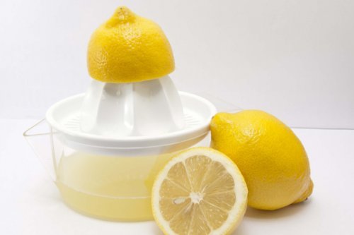 лимон та сік з лимона